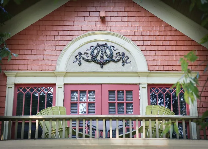 Iron Horse Inn
